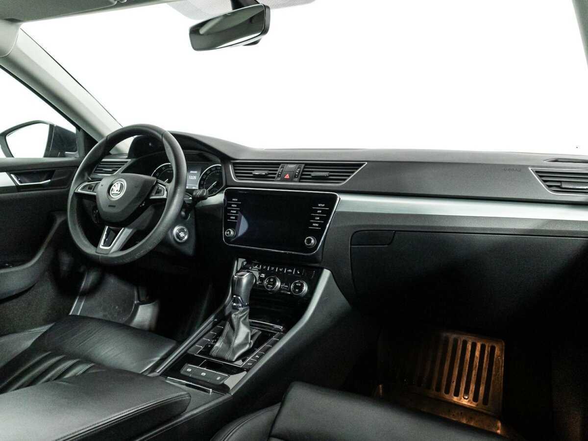 Skoda Superb, 2019 Фото №9