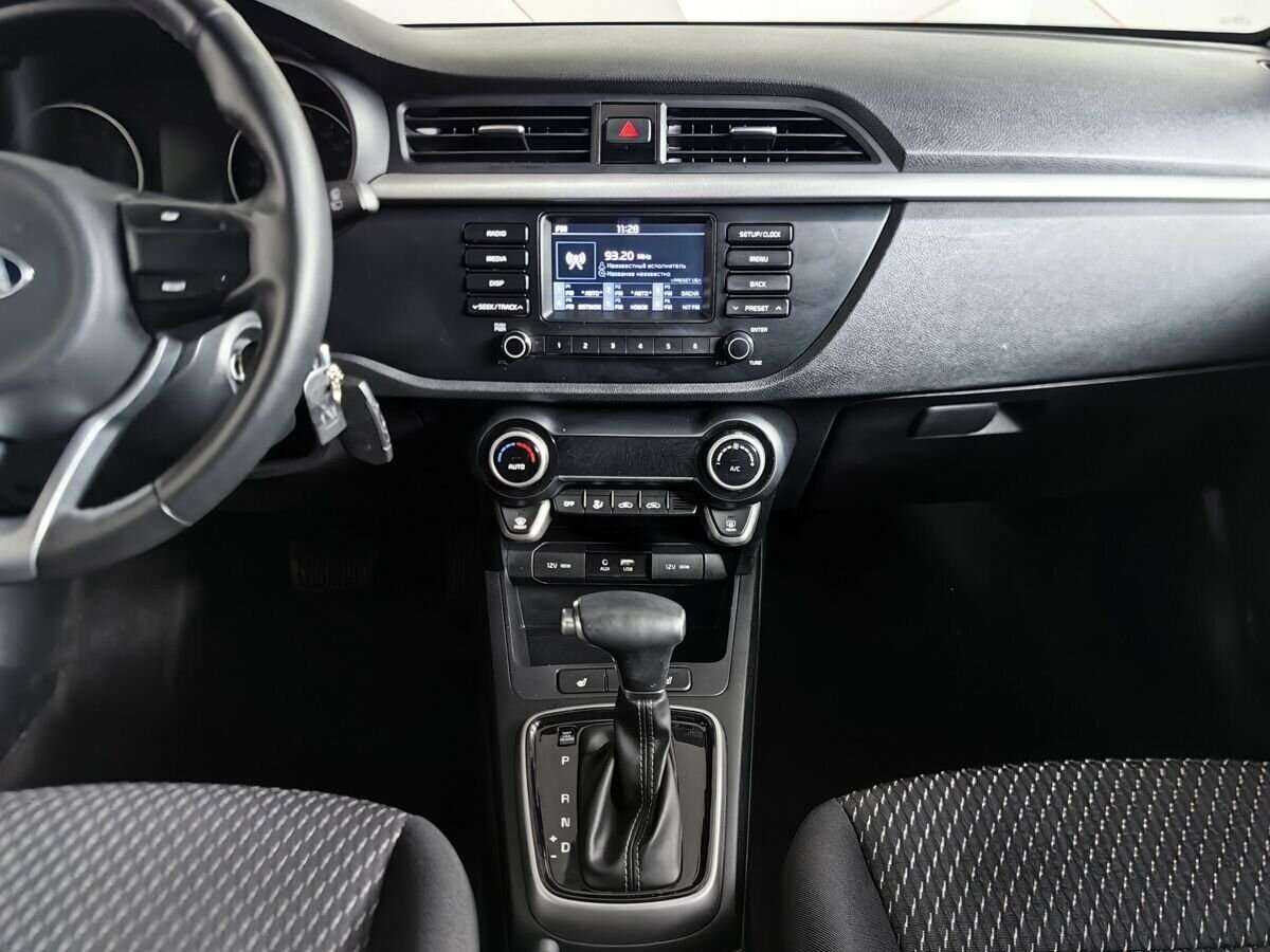 Kia Rio X-Line, 2019 Фото №6