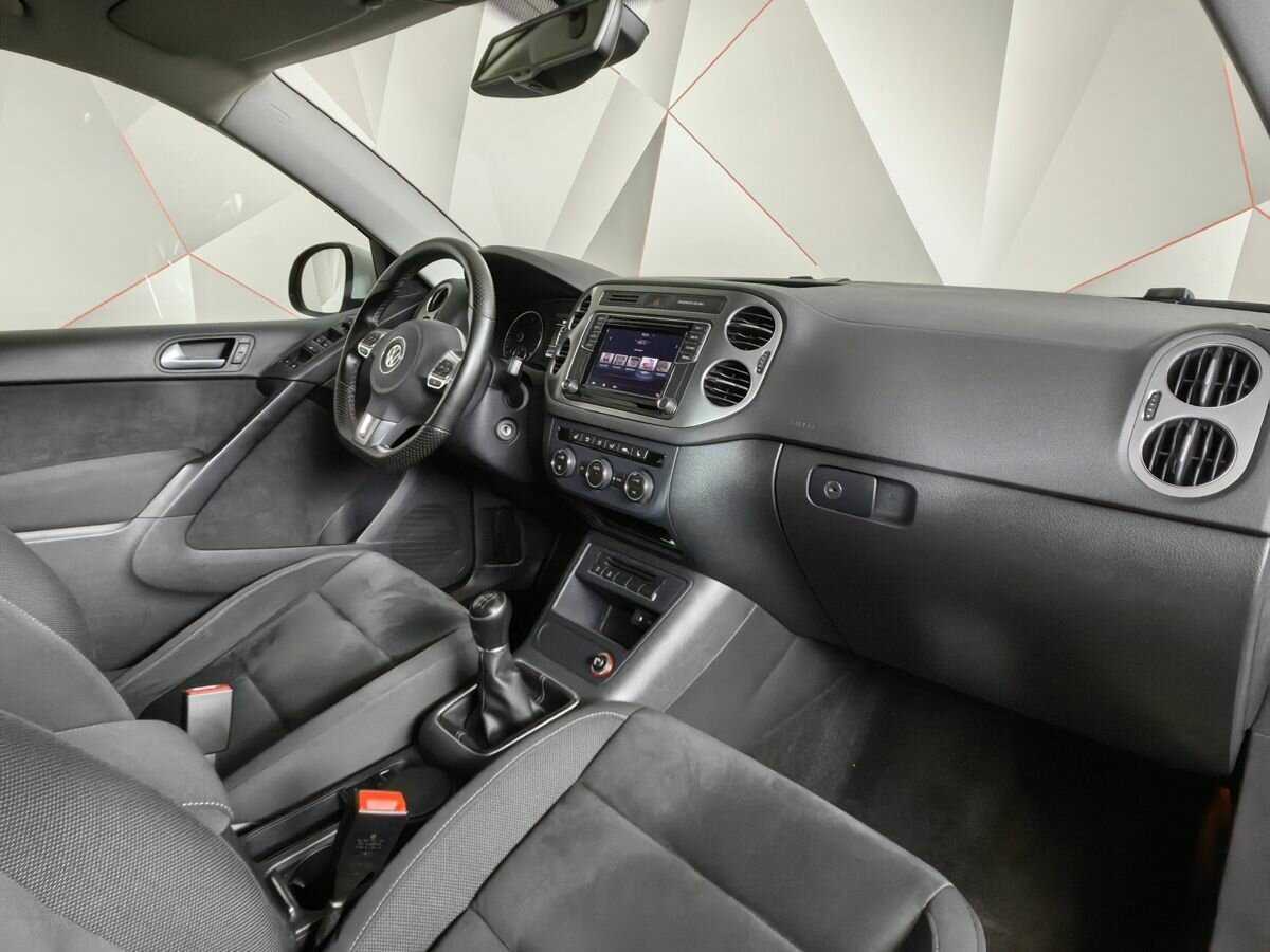 Volkswagen Tiguan, 2016 Фото №8