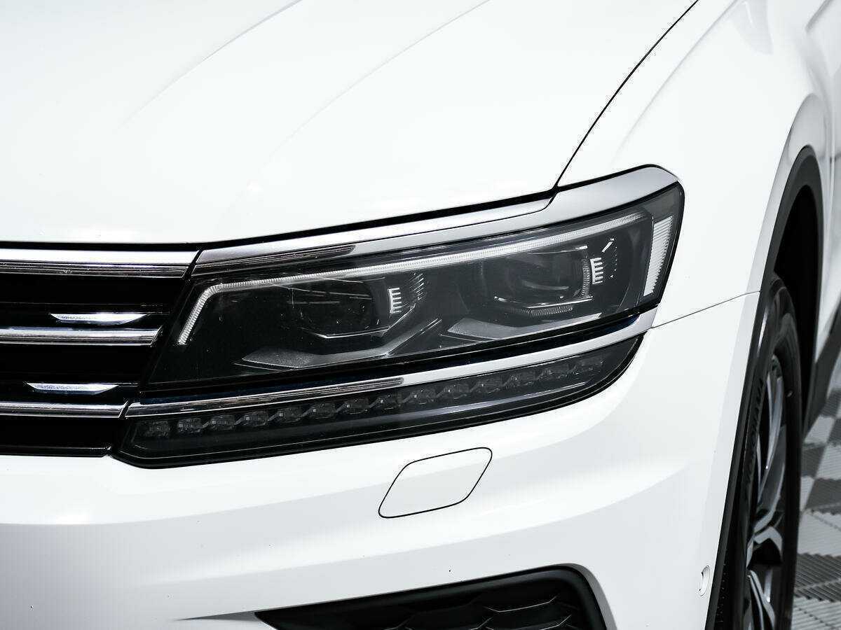 Volkswagen Tiguan, 2019 Фото №15