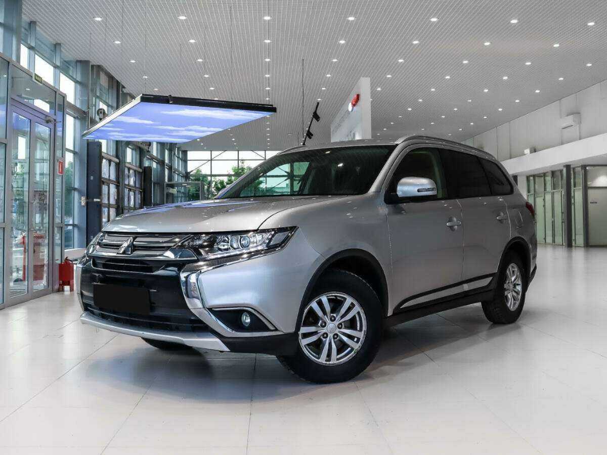 Mitsubishi Outlander, 2016 Фото №1