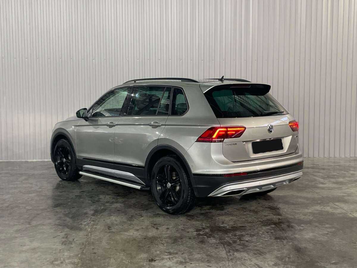 Volkswagen Tiguan, 2019 Фото №7