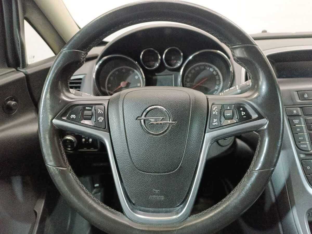 Opel Astra GTC, 2013 Фото №12