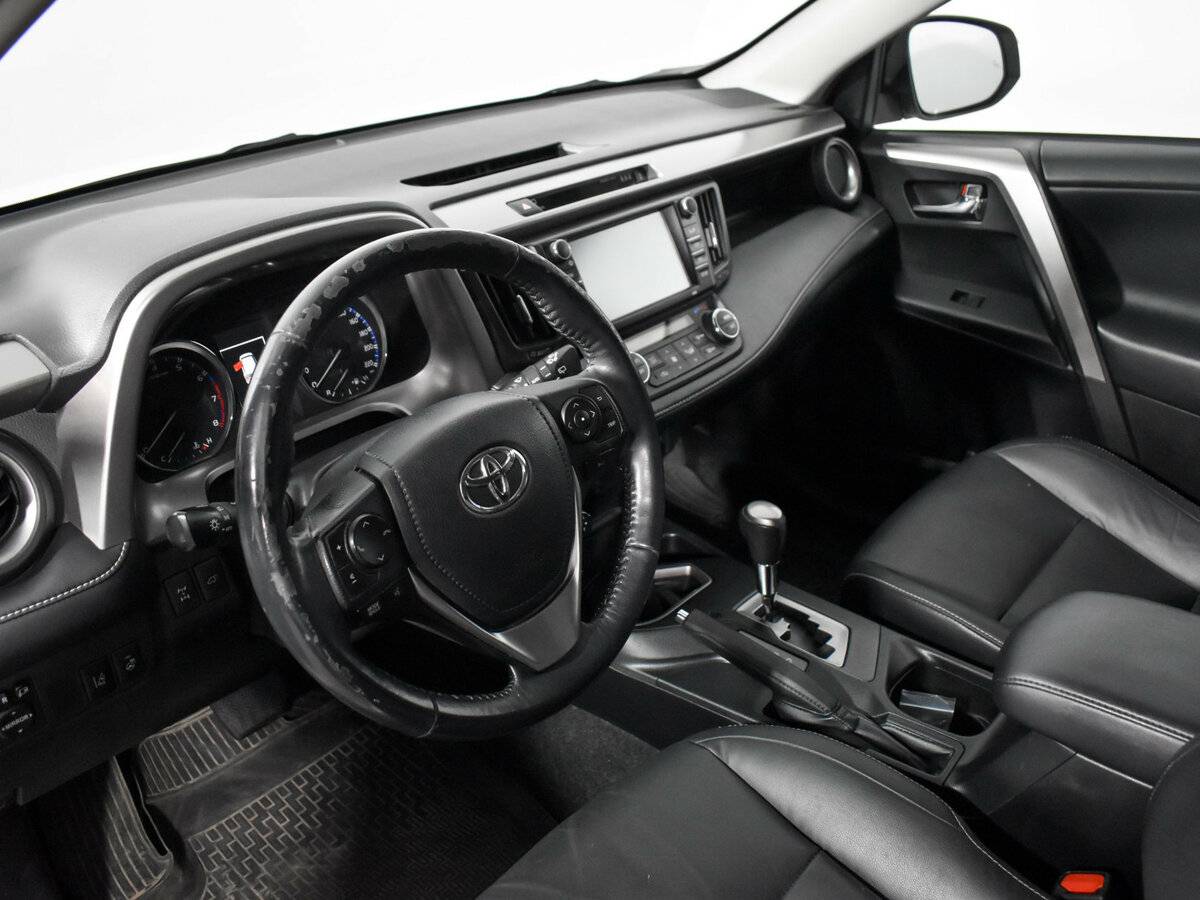 Toyota RAV4 IV (XA40) Рестайлинг, 2017 Фото №7
