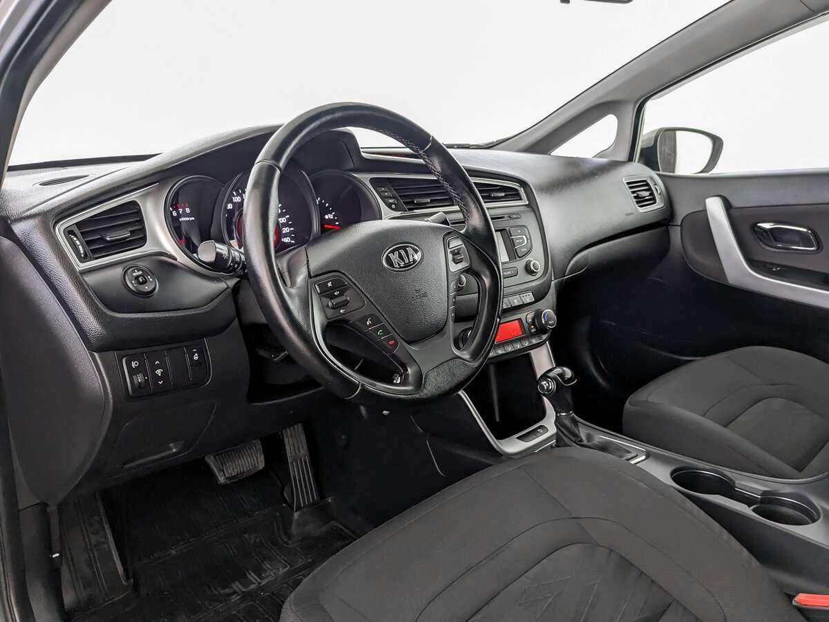 Kia Ceed, 2017 Фото №16