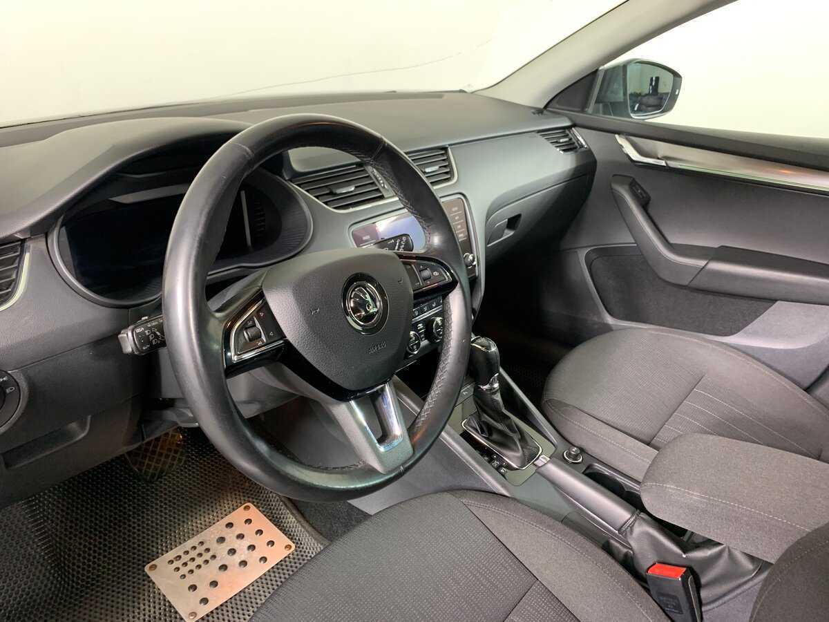 Skoda Octavia, 2018 Фото №12