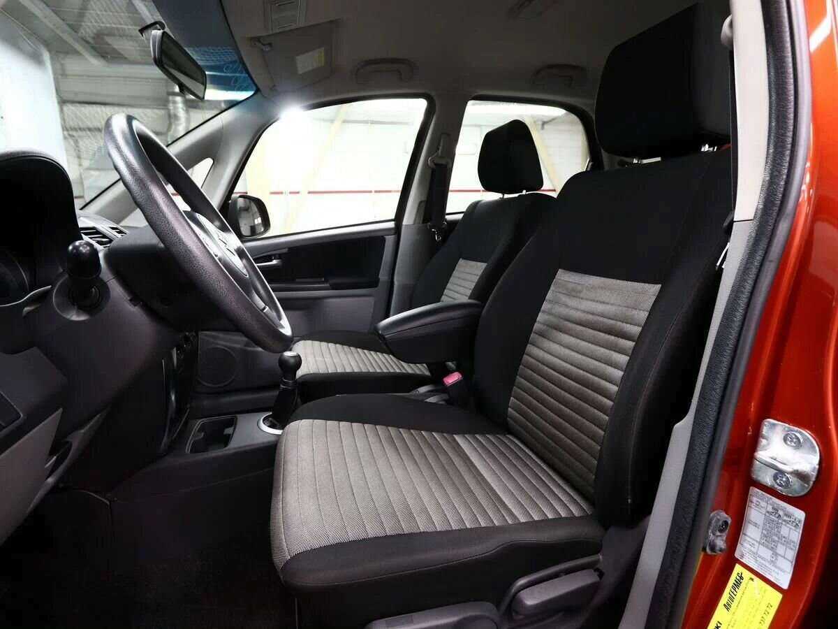 Suzuki SX4, 2013 Фото №10