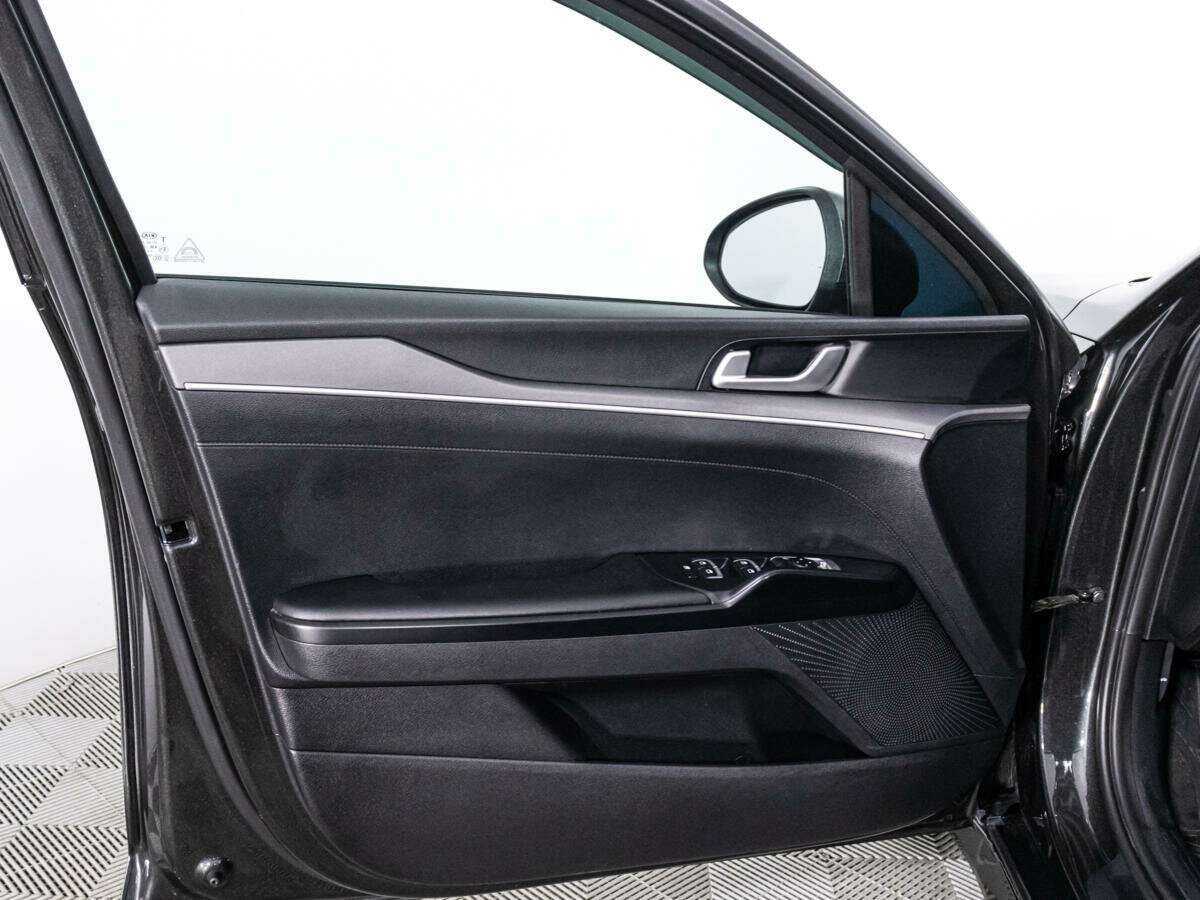 Kia K5, 2021 Фото №23