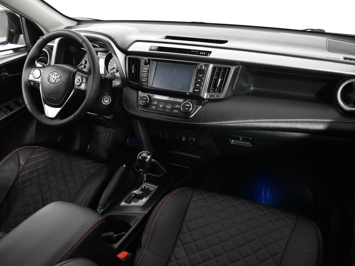 Toyota RAV4, 2017 Фото №9