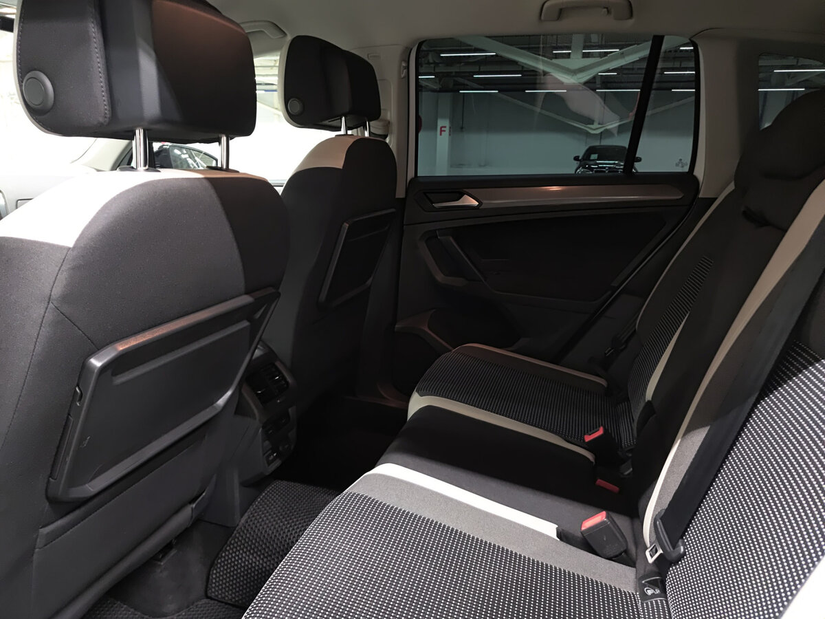 Volkswagen Tiguan II, 2019 Фото №12