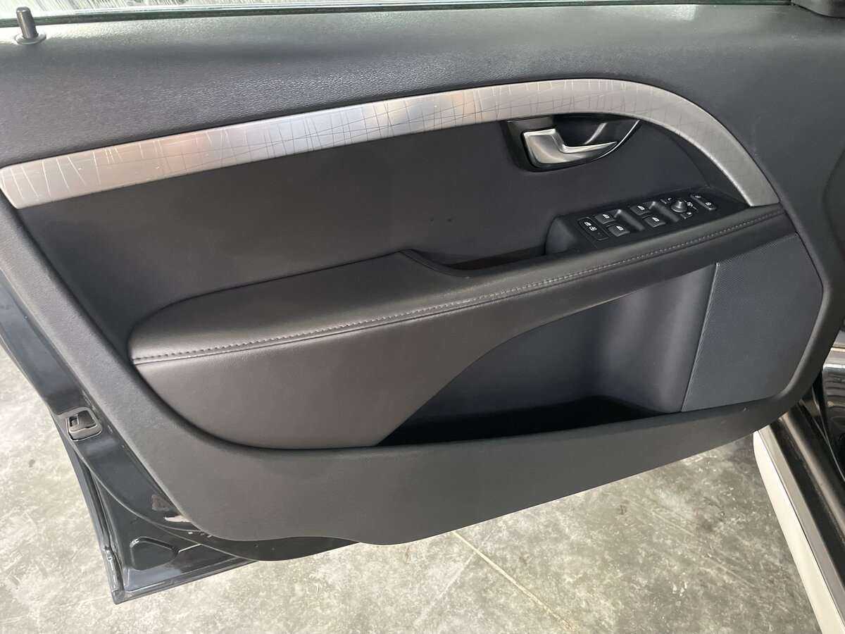 Volvo XC70, 2012 Фото №27