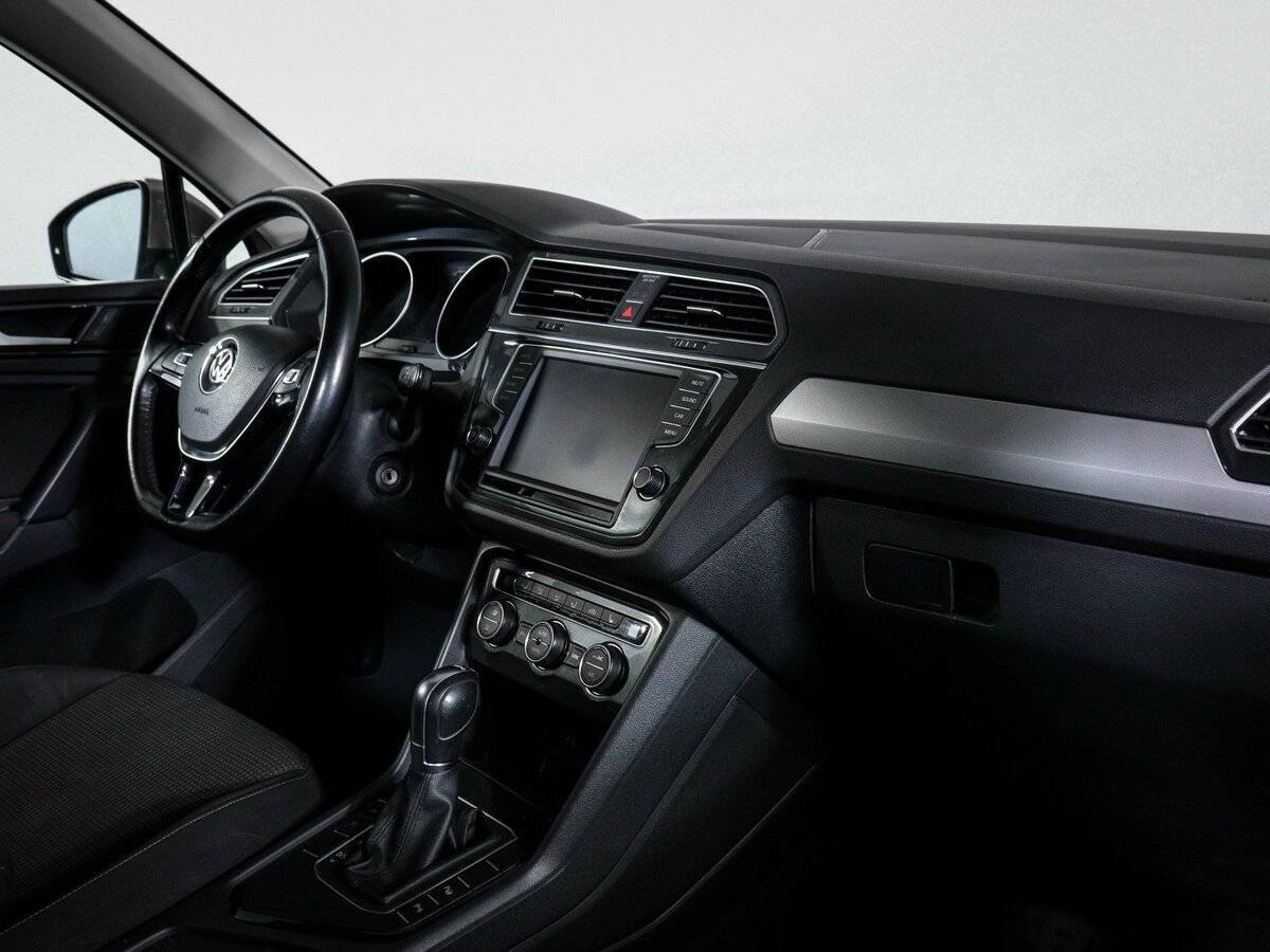 Volkswagen Tiguan, 2017 Фото №9