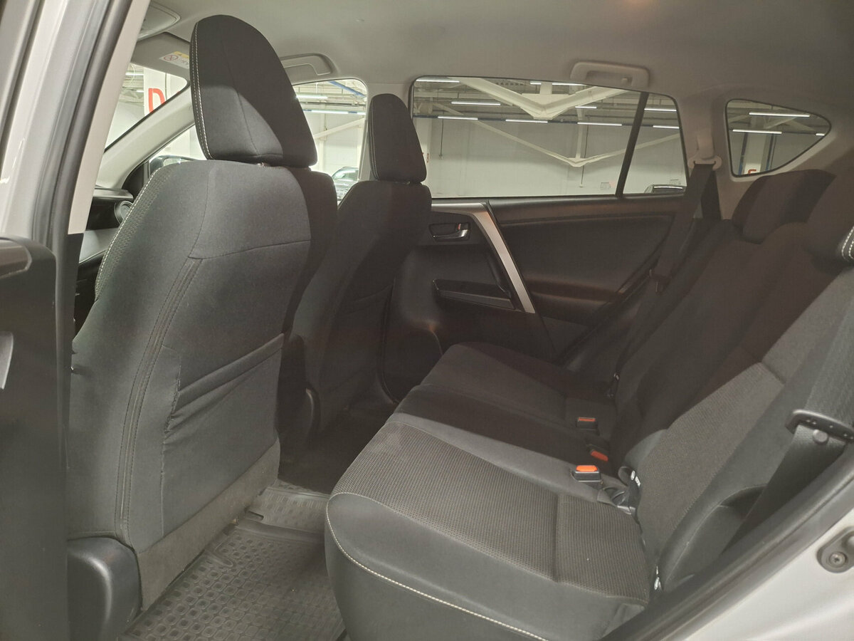Toyota RAV4 IV (XA40) Рестайлинг, 2019 Фото №12
