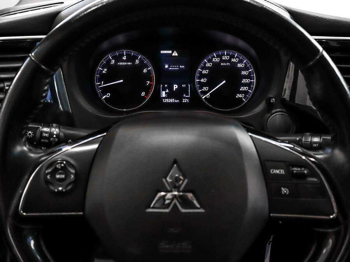 Mitsubishi Outlander, 2016 Фото №15