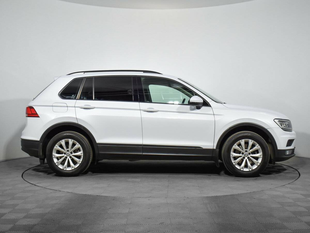 Volkswagen Tiguan, 2019 Фото №4