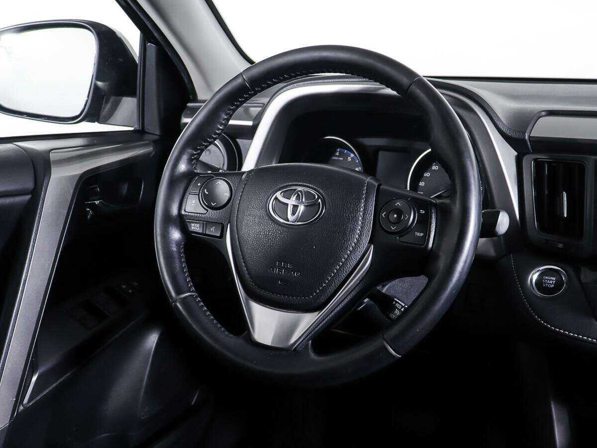 Toyota RAV4, 2017 Фото №15