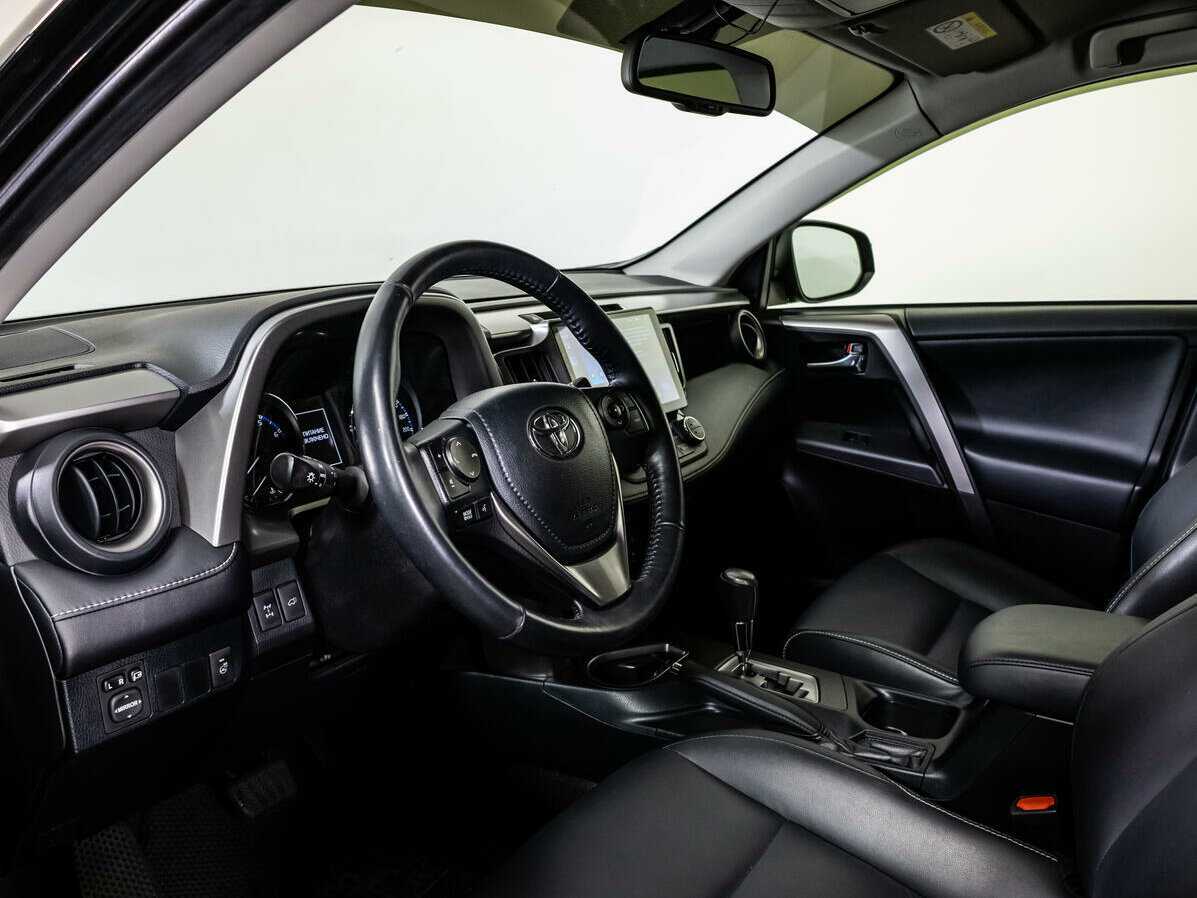 Toyota RAV4, 2016 Фото №11