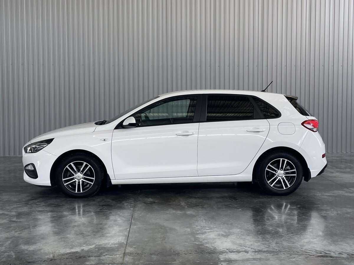 Hyundai i30, 2022 Фото №8