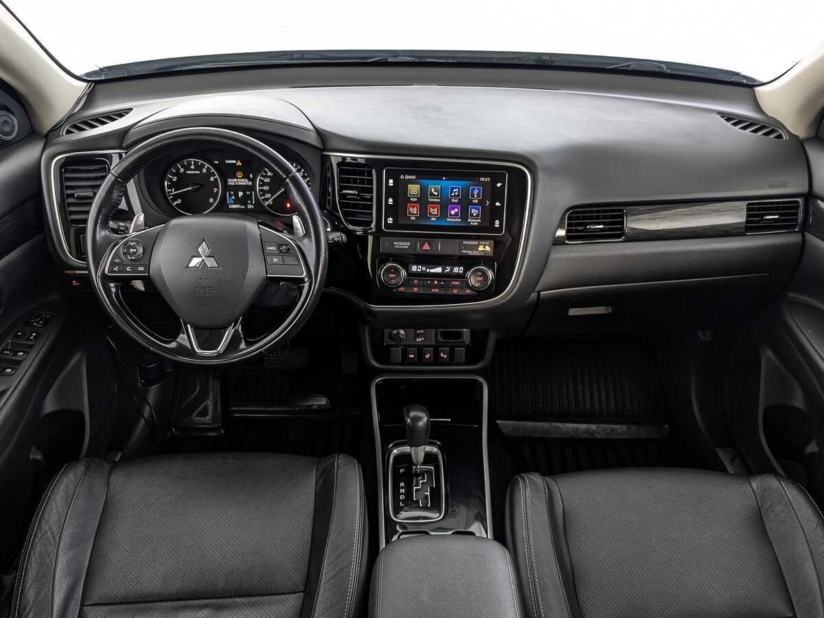 Mitsubishi Outlander, 2017 Фото №9