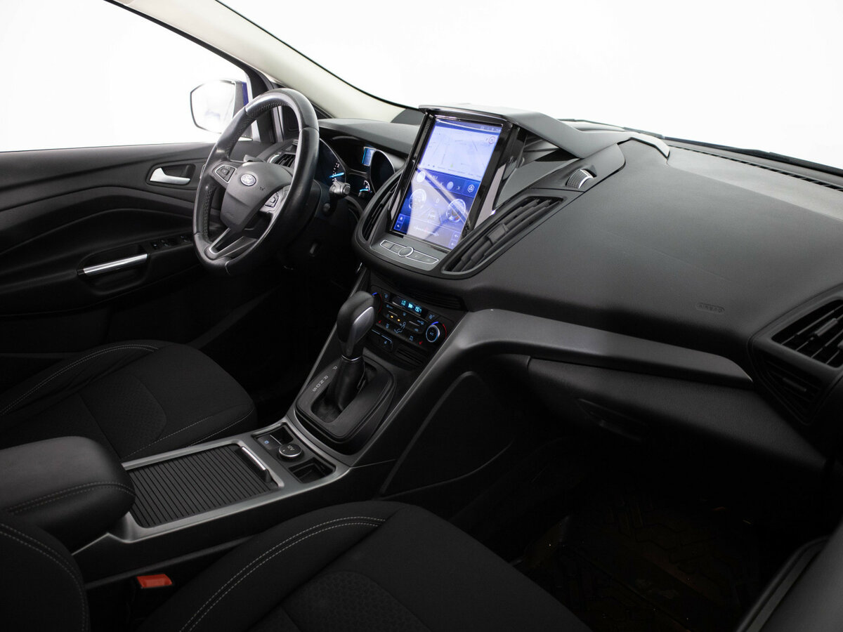 Ford Kuga II Рестайлинг, 2017 Фото №15