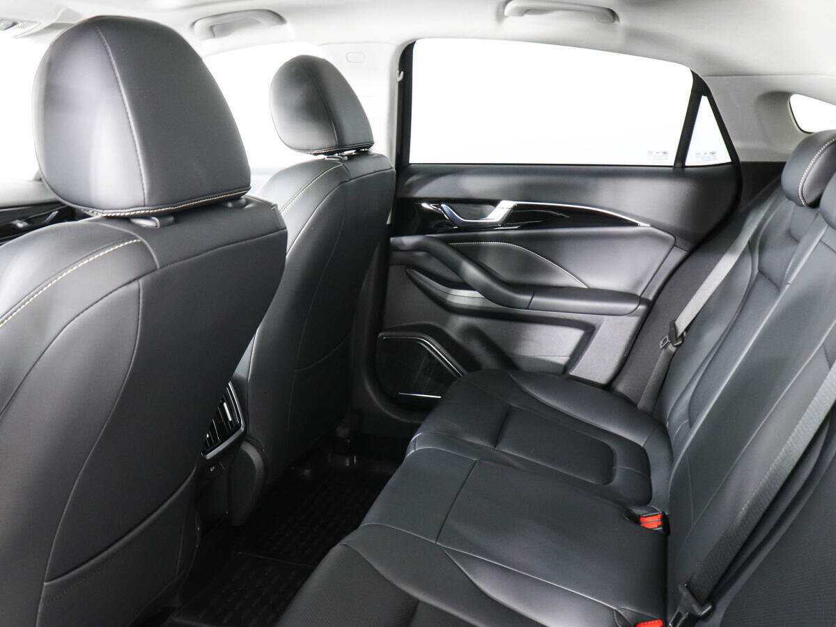 FAW Bestune B70, 2023 Фото №14