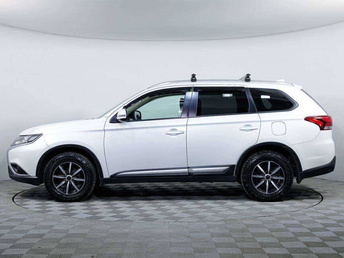 Mitsubishi Outlander, 2018 Фото №8