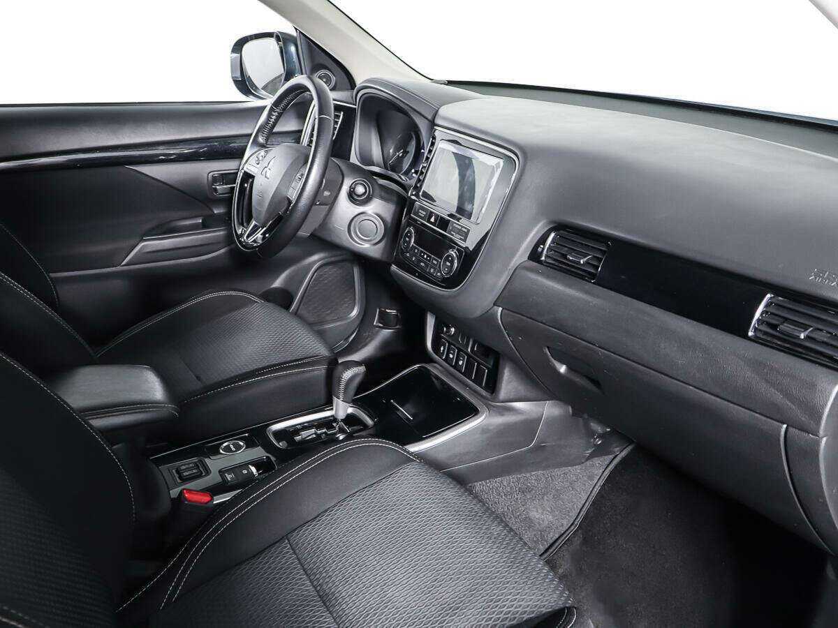 Mitsubishi Outlander, 2019 Фото №9
