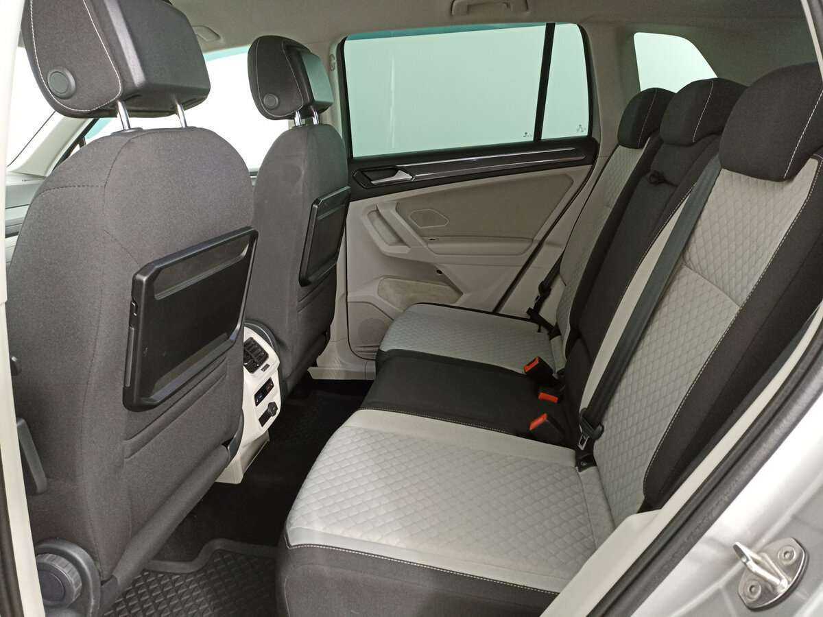 Volkswagen Tiguan, 2017 Фото №12