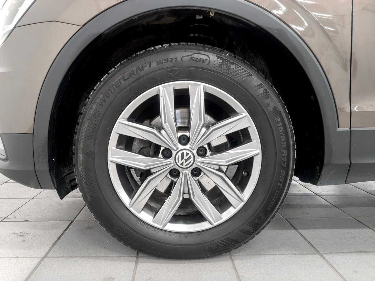 Volkswagen Tiguan, 2019 Фото №18