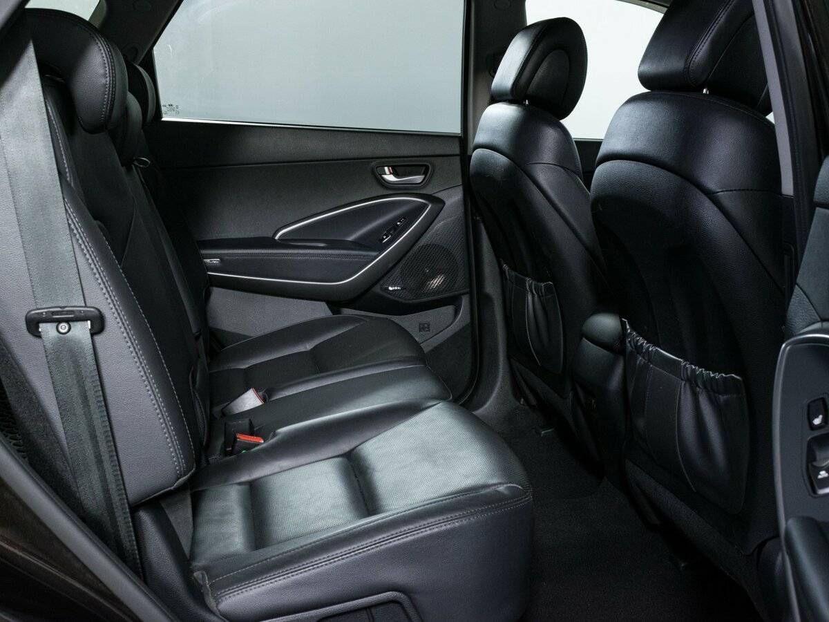 Hyundai Santa Fe Grand, 2017 Фото №12