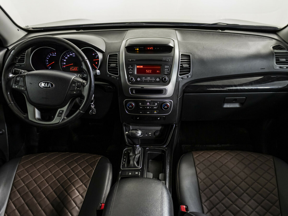 Kia Sorento II Рестайлинг, 2015 Фото №10