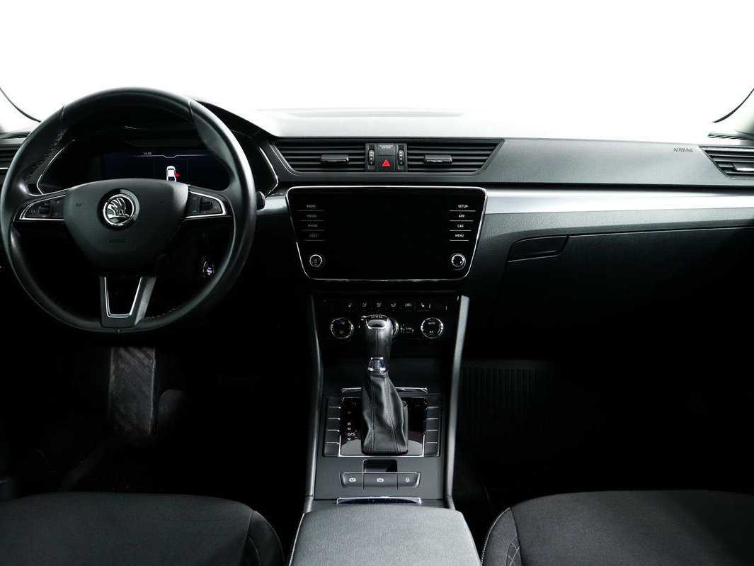 Skoda Superb, 2020 Фото №11