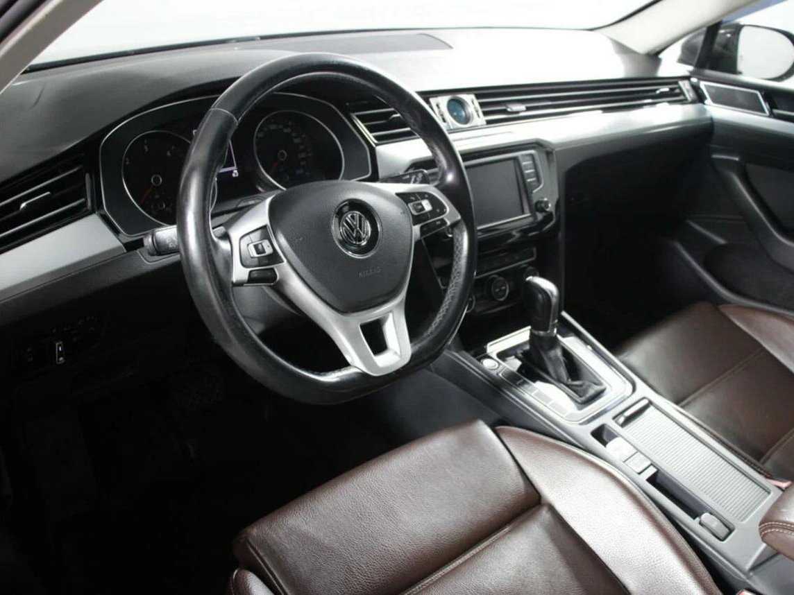 Volkswagen Passat DSG7, 2017 Фото №12