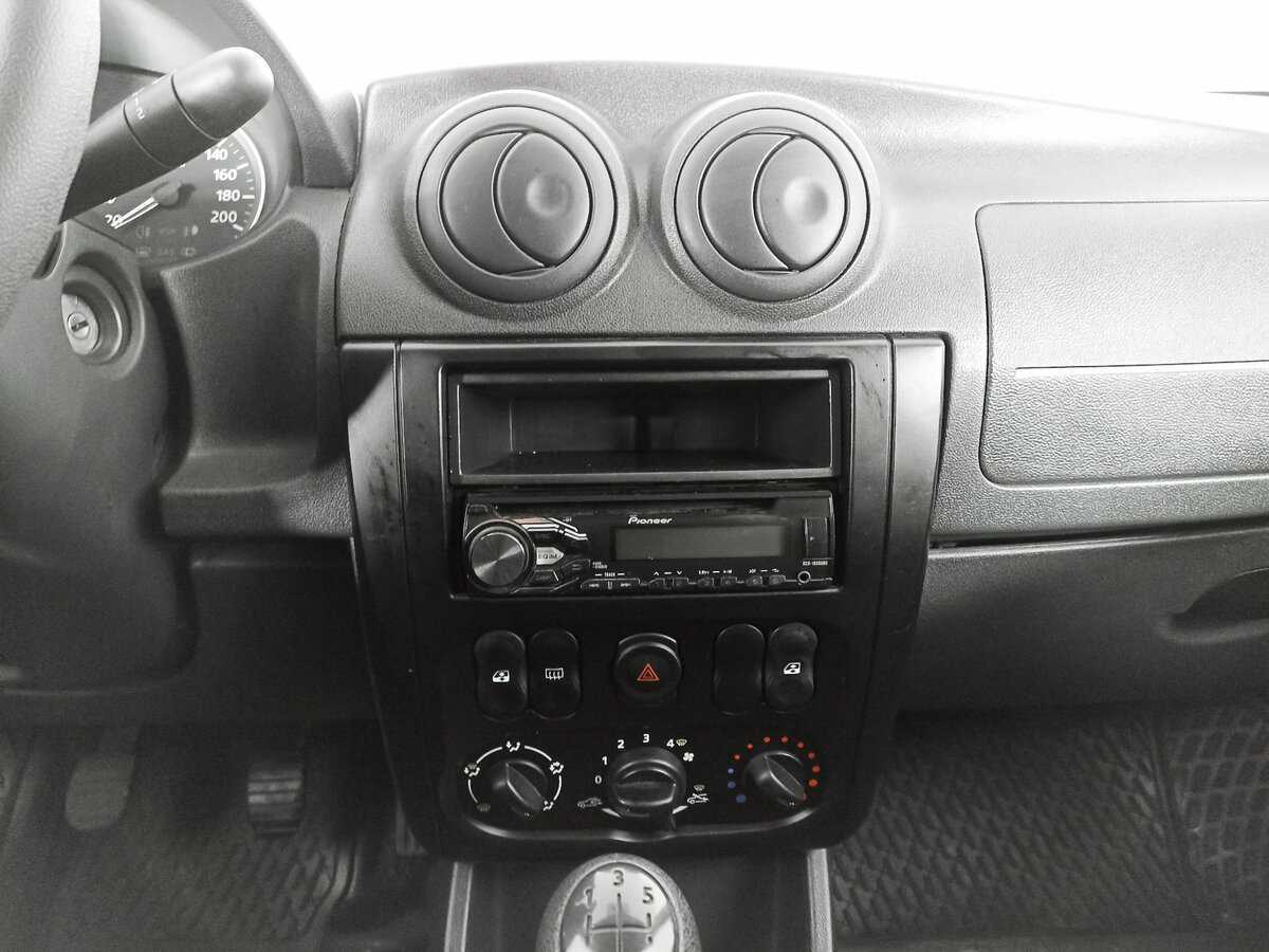 Nissan Almera, 2016 Фото №15