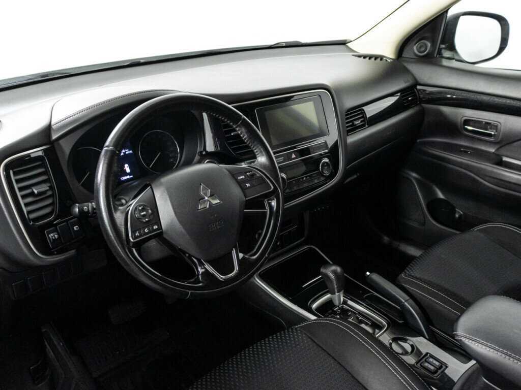 Mitsubishi Outlander, 2020 Фото №11