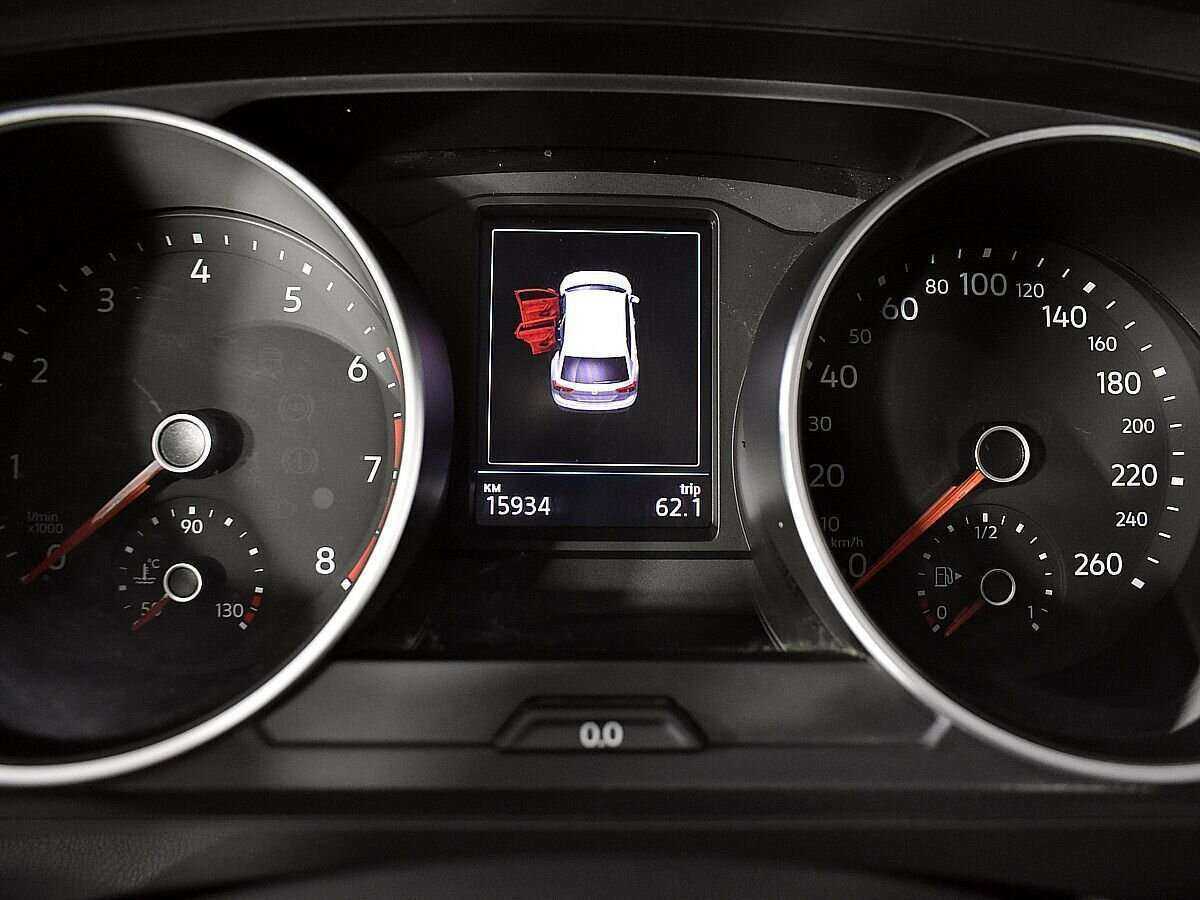 Volkswagen Tiguan, 2020 Фото №10