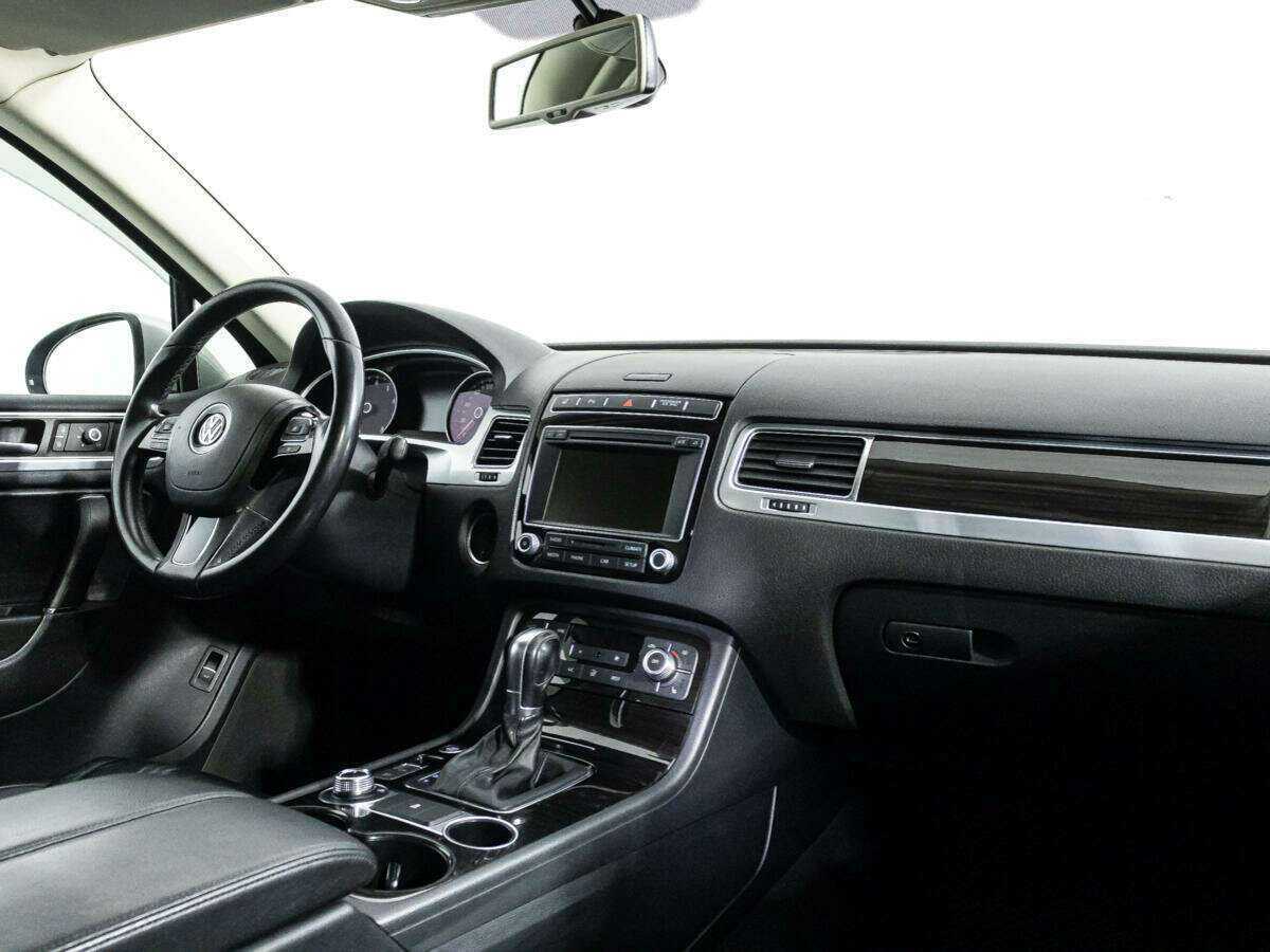 Volkswagen Touareg, 2015 Фото №7