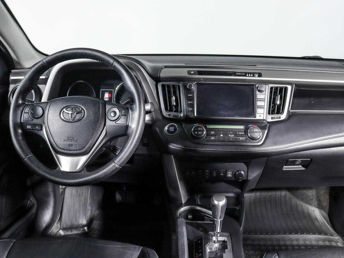 Toyota RAV4, 2017 Фото №10