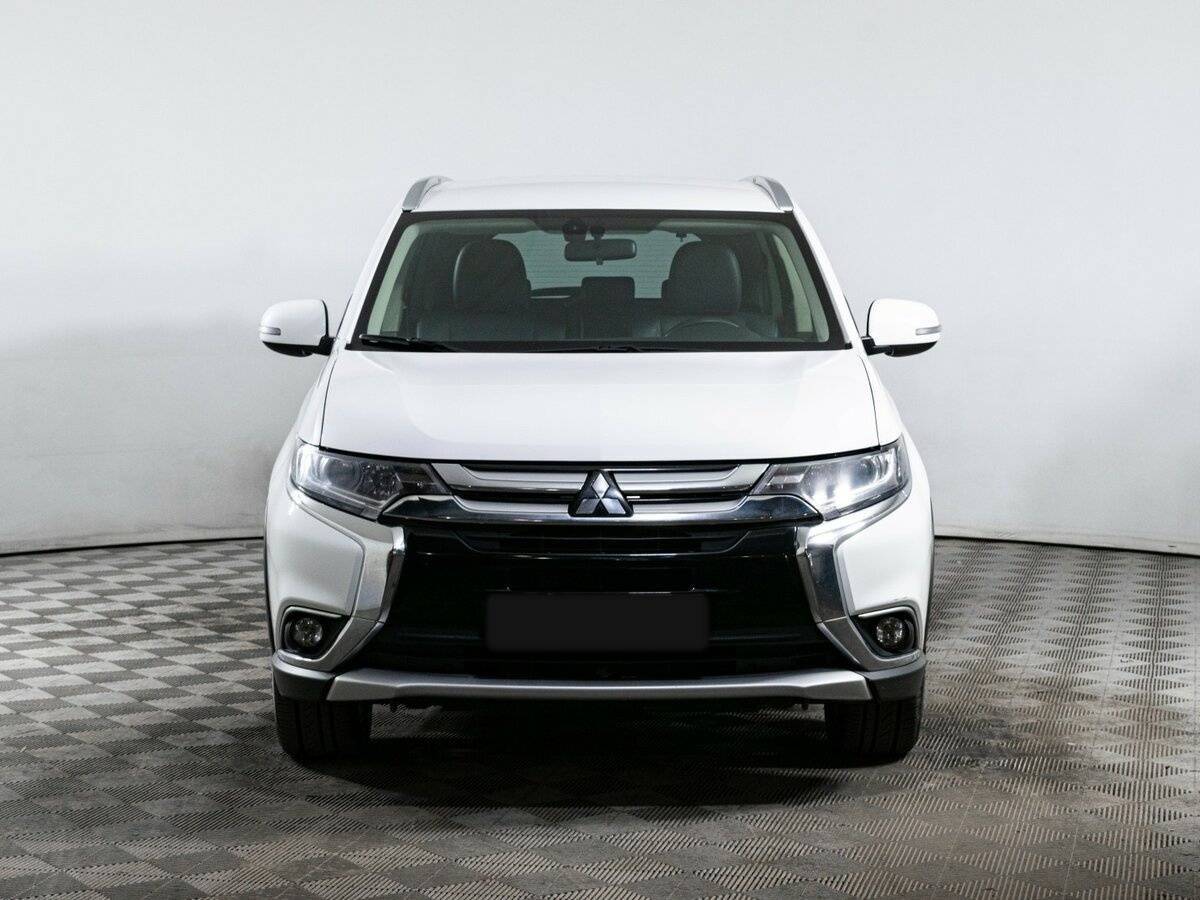 Mitsubishi Outlander, 2018 Фото №2