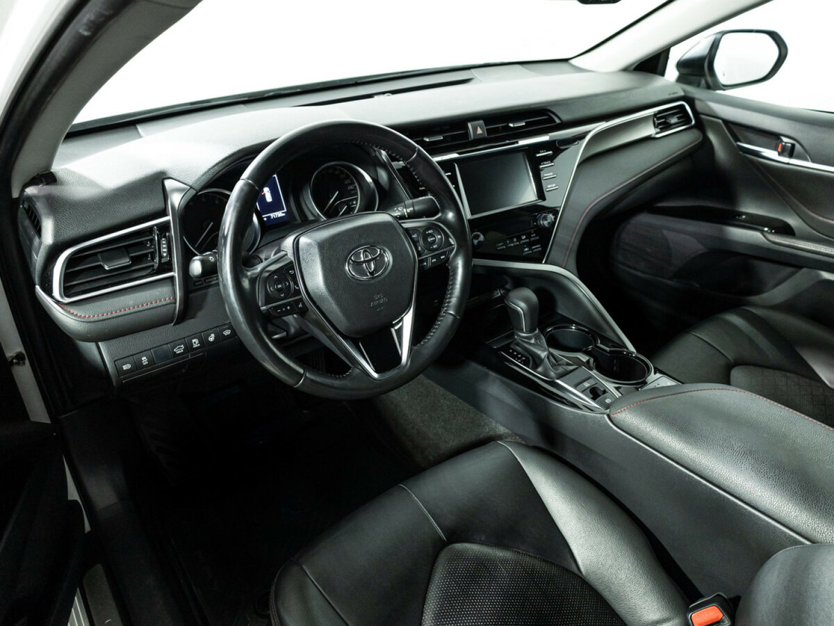 Toyota Camry VIII (XV70), 2020 Фото №9