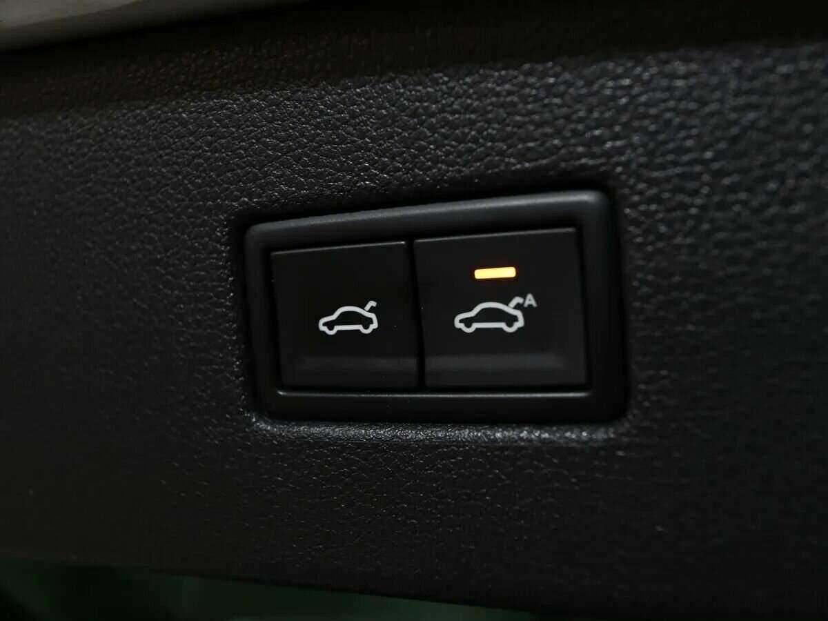 Volkswagen Tiguan, 2018 Фото №5