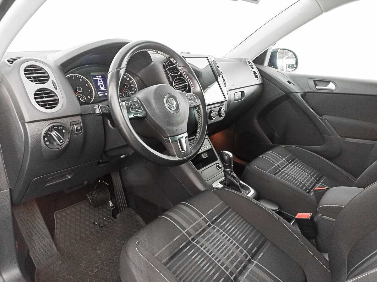 Volkswagen Tiguan, 2016 Фото №14