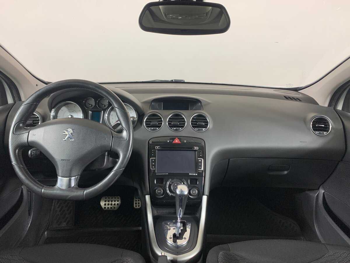 Peugeot 308, 2012 Фото №13