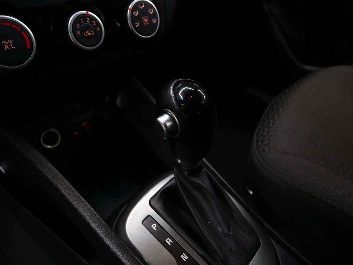 Kia Rio, 2015 Фото №8