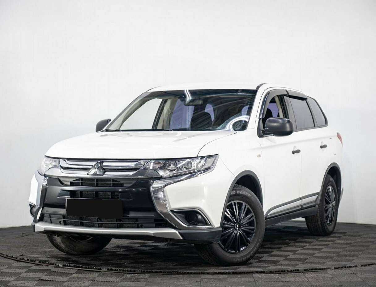 Mitsubishi Outlander, 2018 Фото №1