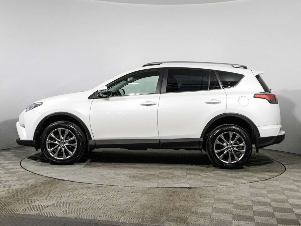 Toyota RAV4, 2018 Фото №8