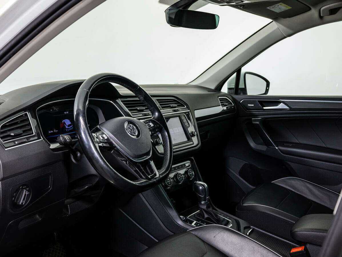 Volkswagen Tiguan, 2017 Фото №9