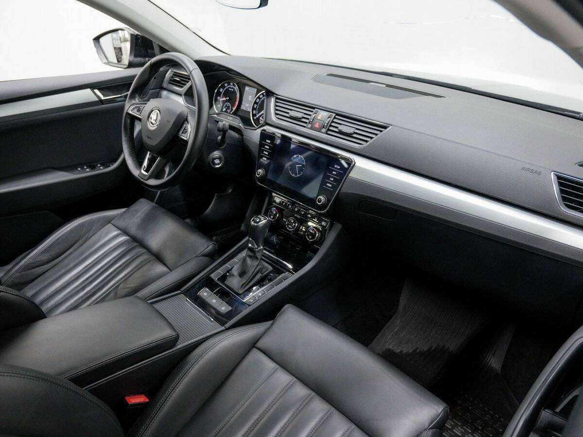 Skoda Superb, 2017 Фото №7