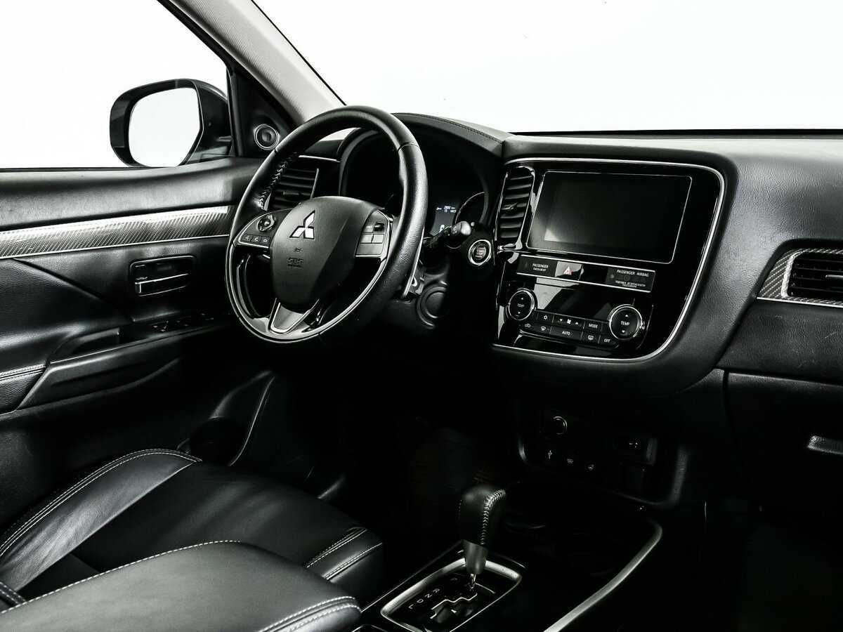 Mitsubishi Outlander, 2019 Фото №7