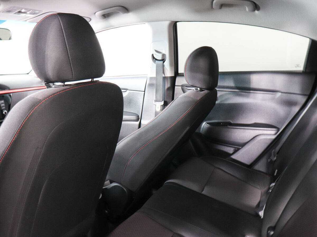 Kia Rio, 2021 Фото №12